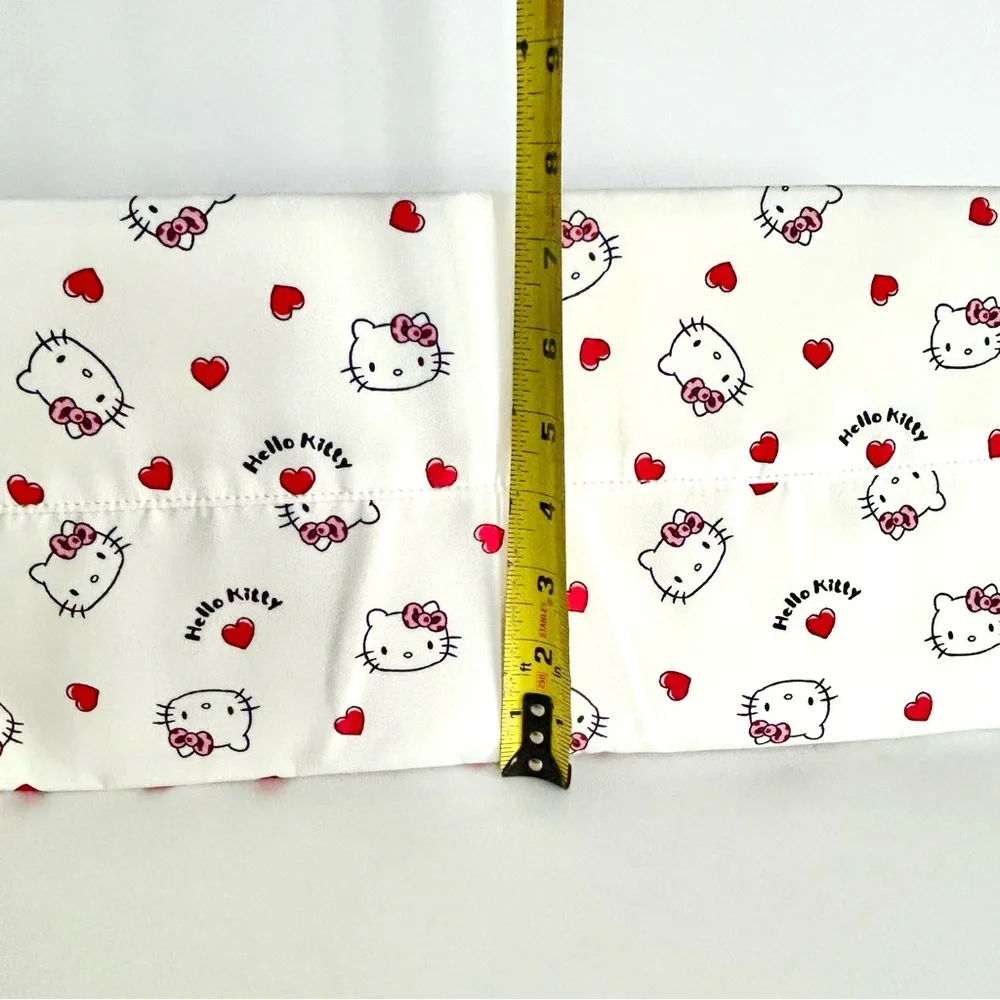 ❤️Hello Kitty Adorable 5-Piece Duffel Travel Bag Bundle! - Picture 7 of 12